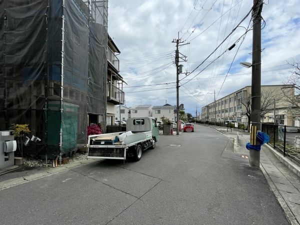京都市南区久世中久町　新築一戸建て