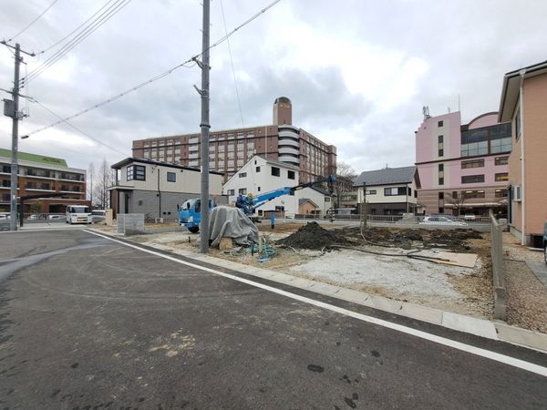 大津市雄琴６丁目　新築一戸建て　１号棟