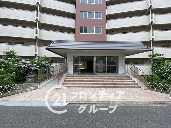 向島ニュータウン第３街区Ｂ棟　中古マンション