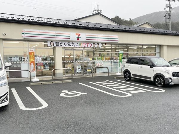 京都市山科区小山西御所町　新築一戸建て　１期　２号地(セブンイレブン京都山科小山店)
