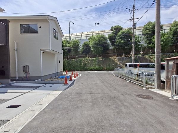 京都市山科区小山西御所町　新築一戸建て　１期　３号地