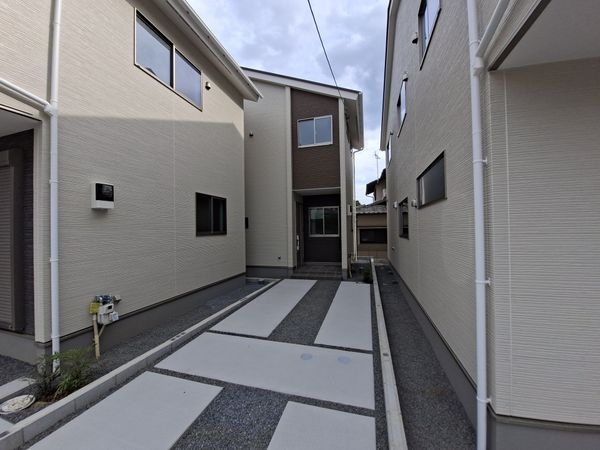 京都市山科区小山西御所町　新築一戸建て　１期　４号地