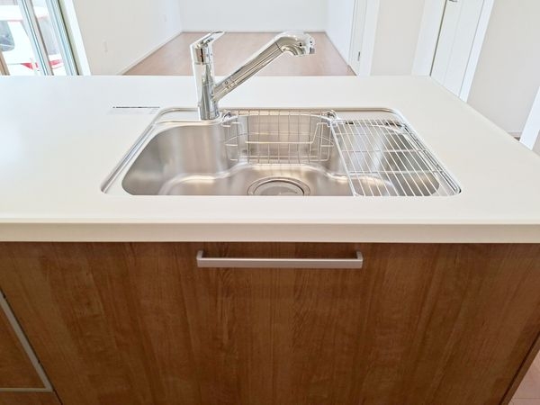京都市山科区小山西御所町　新築一戸建て　１期　４号地