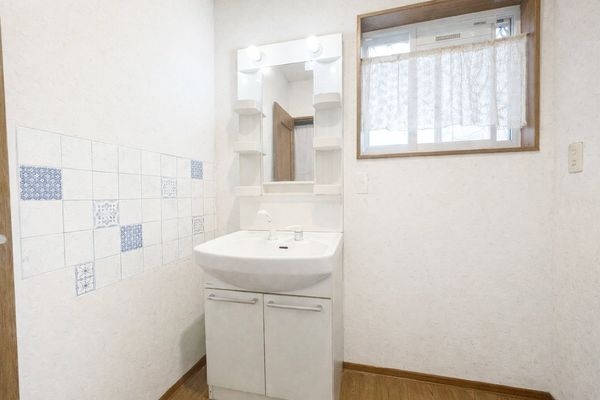 大津市大江６丁目の中古一戸建て