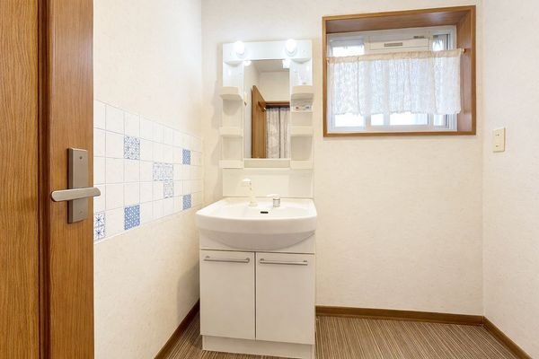大津市大江６丁目の中古一戸建て
