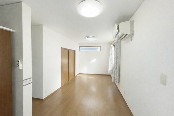 大津市大江６丁目の中古一戸建て
