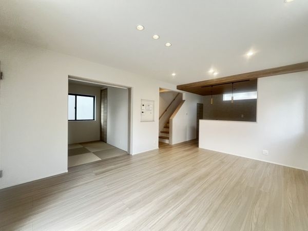 大津市月輪３丁目　新築一戸建て　４期　全２０区画　７号棟