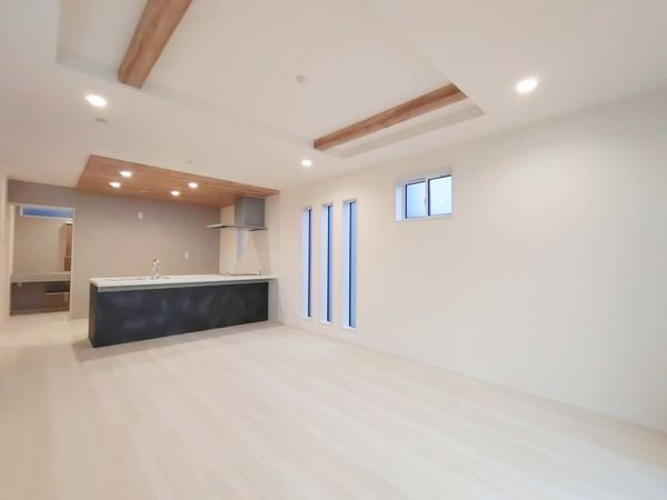 大津市雄琴５丁目　新築一戸建て　１期　全１区画
