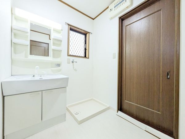 栗東市下戸山の中古一戸建て