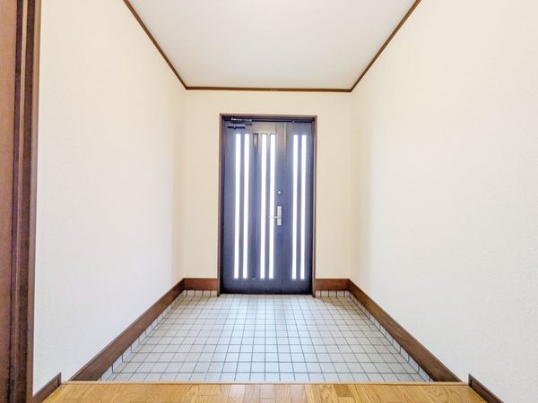 栗東市下戸山の中古一戸建て