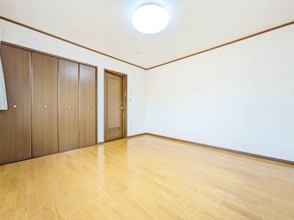 栗東市下戸山の中古一戸建て
