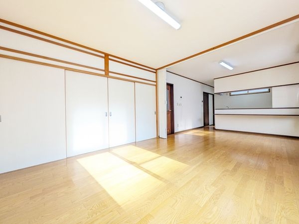 栗東市下戸山の中古一戸建て