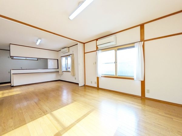 栗東市下戸山の中古一戸建て