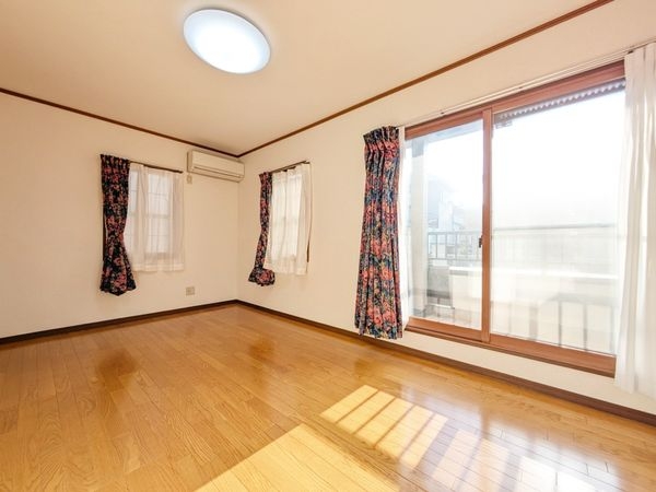 栗東市下戸山の中古一戸建て