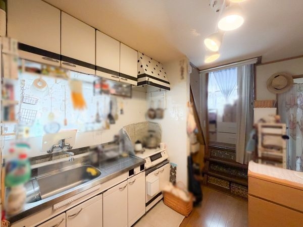 京都市山科区大宅関生町の中古一戸建て