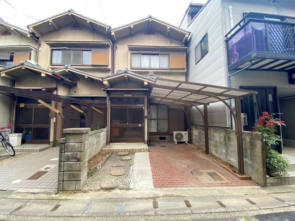 京都市山科区西野大鳥井町の中古一戸建て