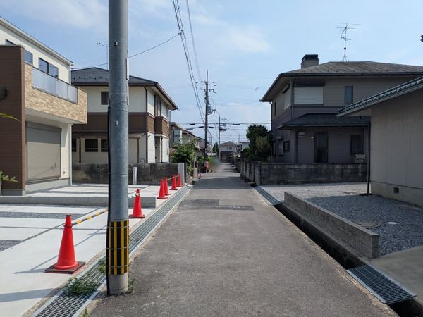 守山市岡町　新築一戸建て　１期　２号棟