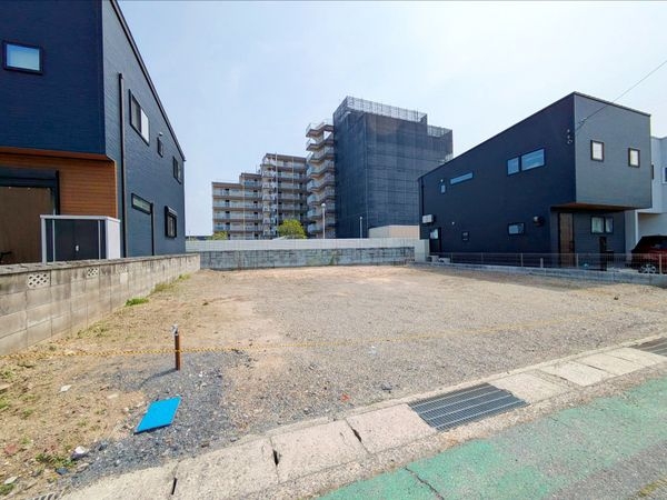 草津市草津町　新築一戸建て　３期　１号棟