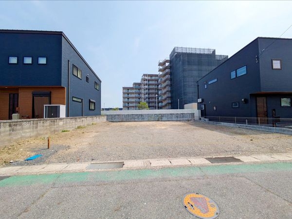 草津市草津町　新築一戸建て　３期　１号棟