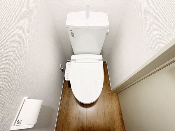 草津市草津町　新築一戸建て　３期　１号棟