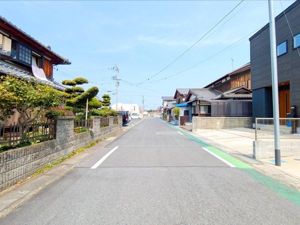 草津市草津町　新築一戸建て　３期　１号棟