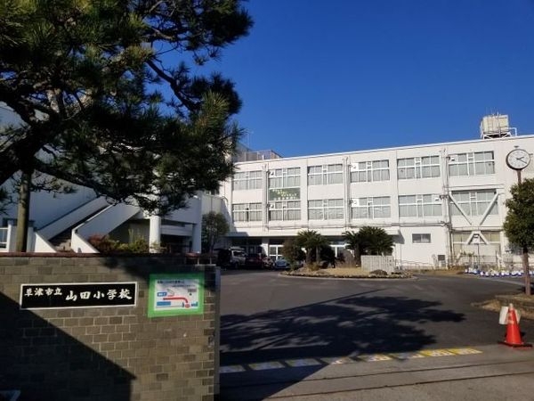 草津市草津町　新築一戸建て　３期　２号棟(草津市立山田小学校)