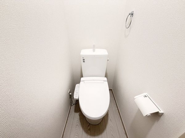 草津市草津町　新築一戸建て　３期　２号棟