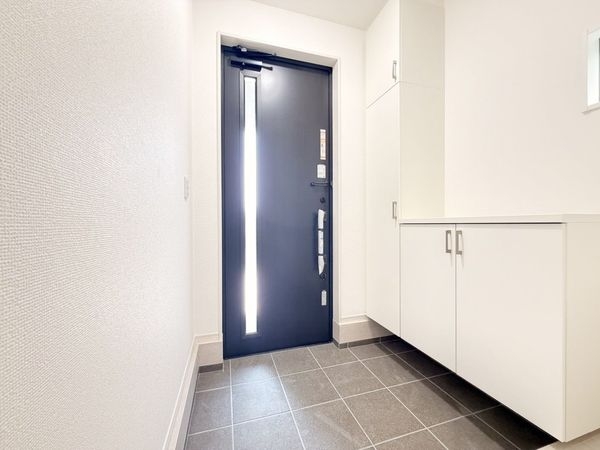 草津市草津町　新築一戸建て　３期　２号棟