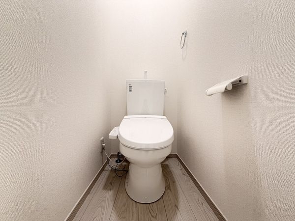 草津市草津町　新築一戸建て　３期　２号棟