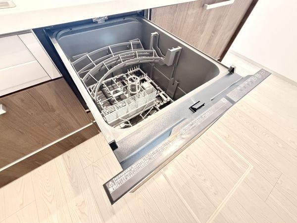 草津市草津町　新築一戸建て　３期　２号棟