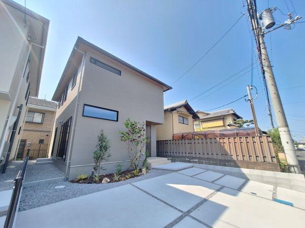 草津市矢倉１丁目の中古一戸建て