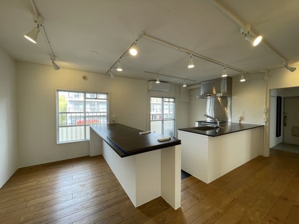 醍醐上ノ山団地B1棟　中古マンション