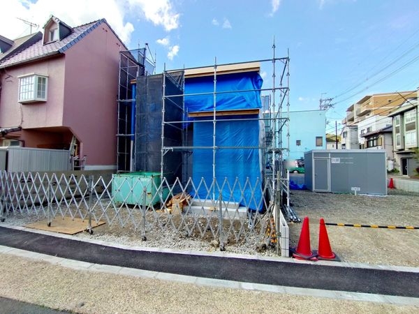 京都市山科区竹鼻扇町　新築一戸建て　１号棟