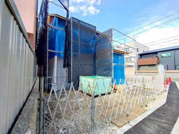 京都市山科区竹鼻扇町　新築一戸建て　１号棟
