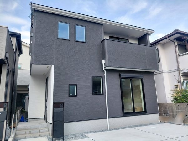 草津市上笠３丁目　新築一戸建て　２期　２号棟