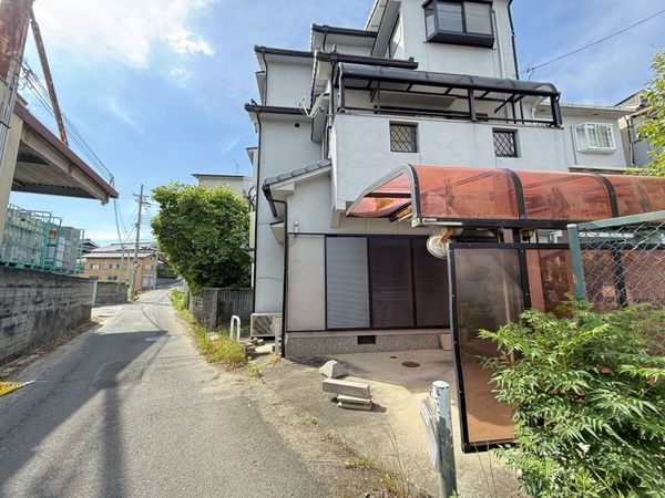 京都市伏見区横大路六反畑の中古一戸建て