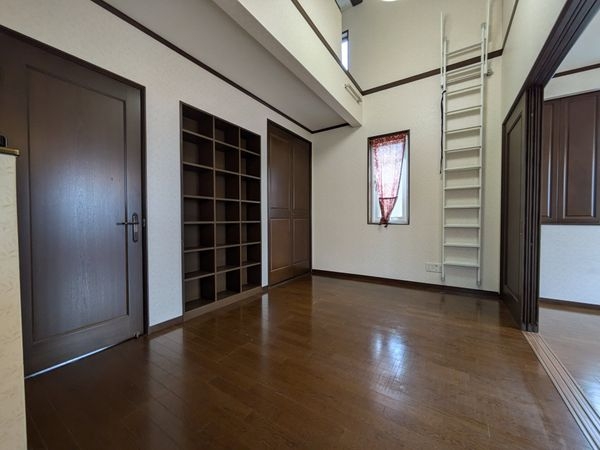 栗東市荒張の中古一戸建て