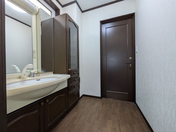 栗東市荒張の中古一戸建て