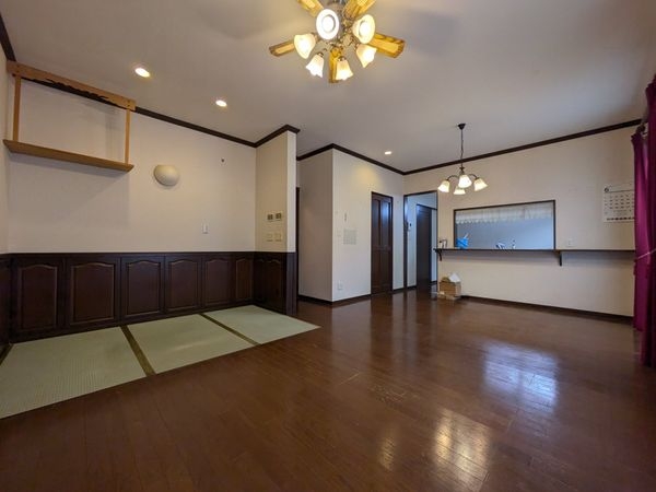 栗東市荒張の中古一戸建て