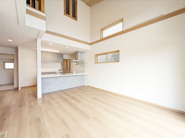 栗東市林　新築一戸建て　３期　３－５号地