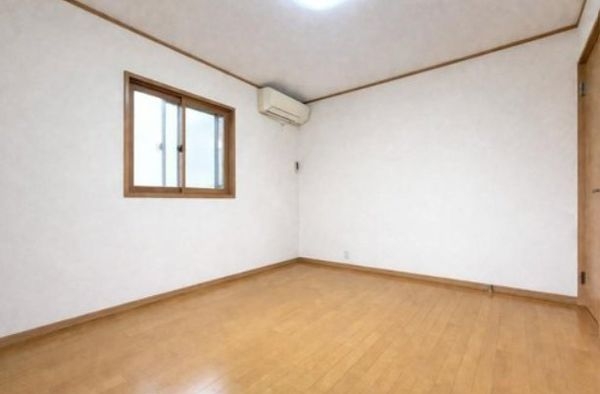 京都市伏見区羽束師鴨川町の中古一戸建て