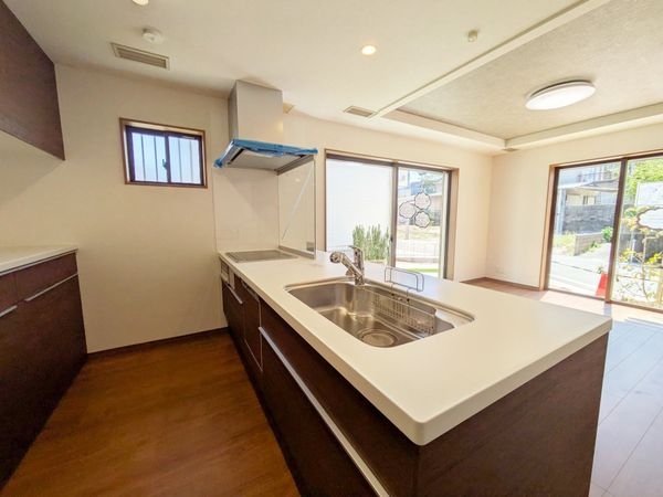 大津市石山寺４丁目新築一戸建て３期２号地