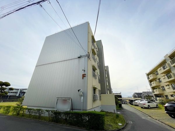鳥羽街道団地Ｆ棟　中古マンション