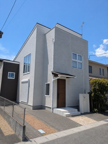 大津市比叡辻1丁目　中古一戸建て