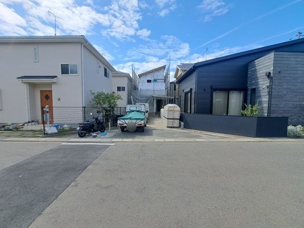 大津市大江１丁目　新築一戸建て　２号棟