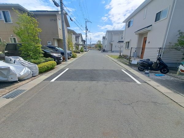 大津市大江１丁目　新築一戸建て　２号棟
