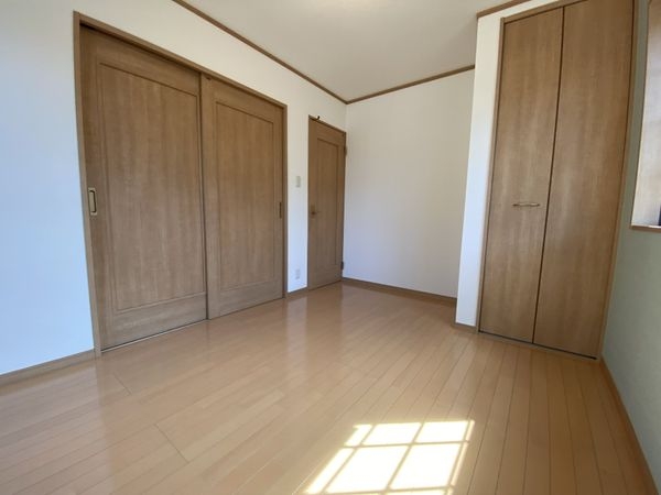 京都市南区上鳥羽西浦町の中古一戸建て
