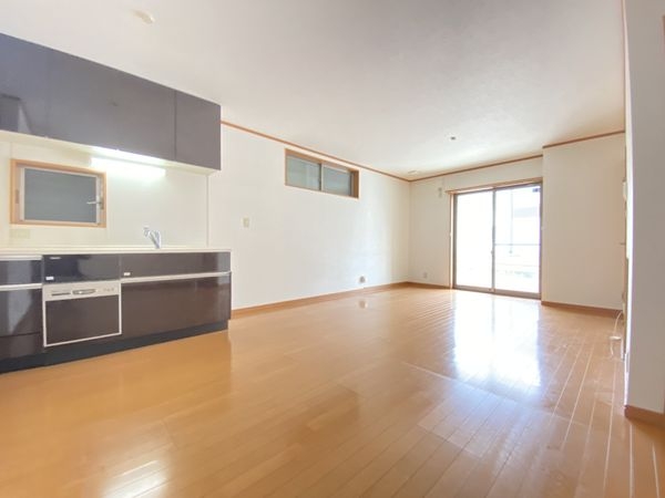 京都市南区東九条北松ノ木町　中古一戸建て