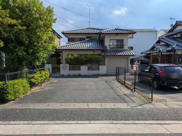 草津市西渋川１丁目の中古一戸建て