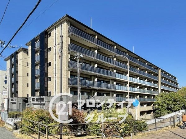 プレサンスレジェンド六地蔵 中古マンション